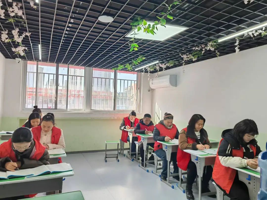 孩子写作业慢?别只催!先搞懂这6个原因,晚辅更高效 孩子写作业慢?别只催!先搞懂这6个原因,晚辅更高效