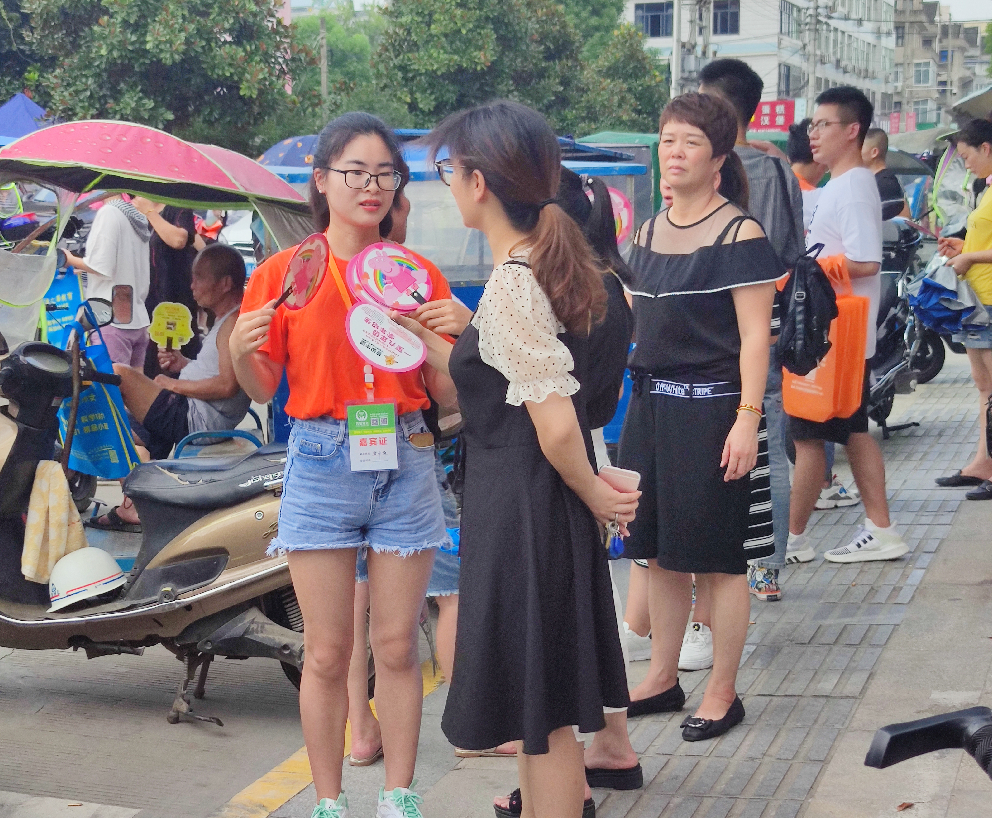 同样校门口地推，为啥你招不到生？托管地推3个关键，做好了生源直接翻倍